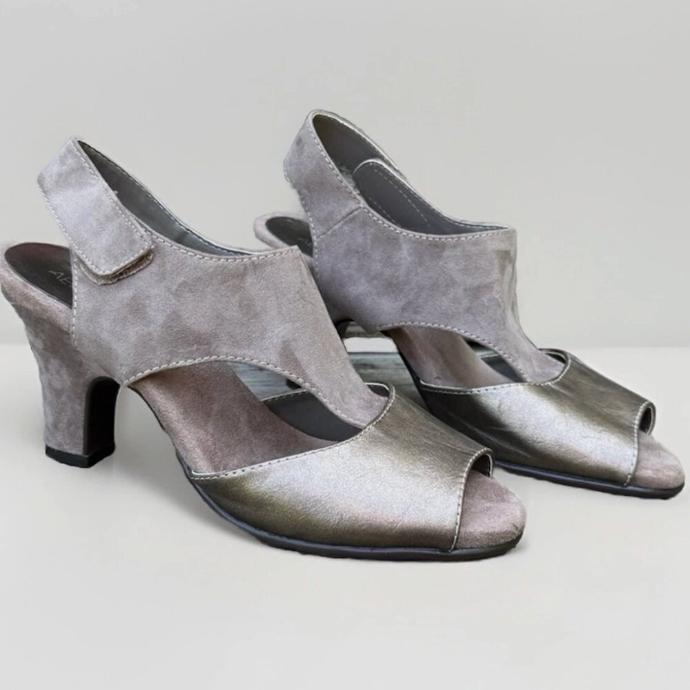(8) AEROSOLES “GINERATORS” Dual Fabric Upper Peep Toe 3.5” Heeled Sandals